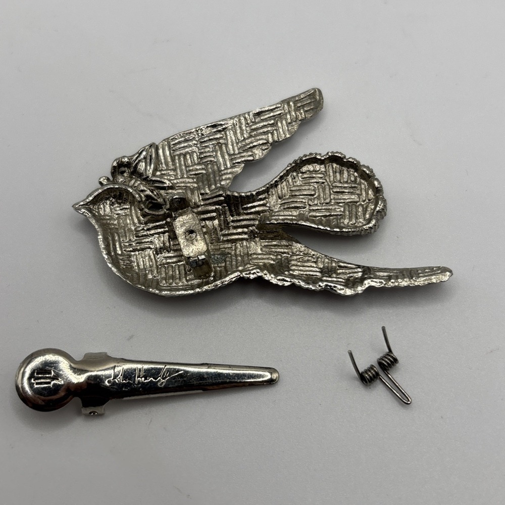 John Hardy Silver Tone Dove Scarf Clip- Damaged - Picture 3 of 6